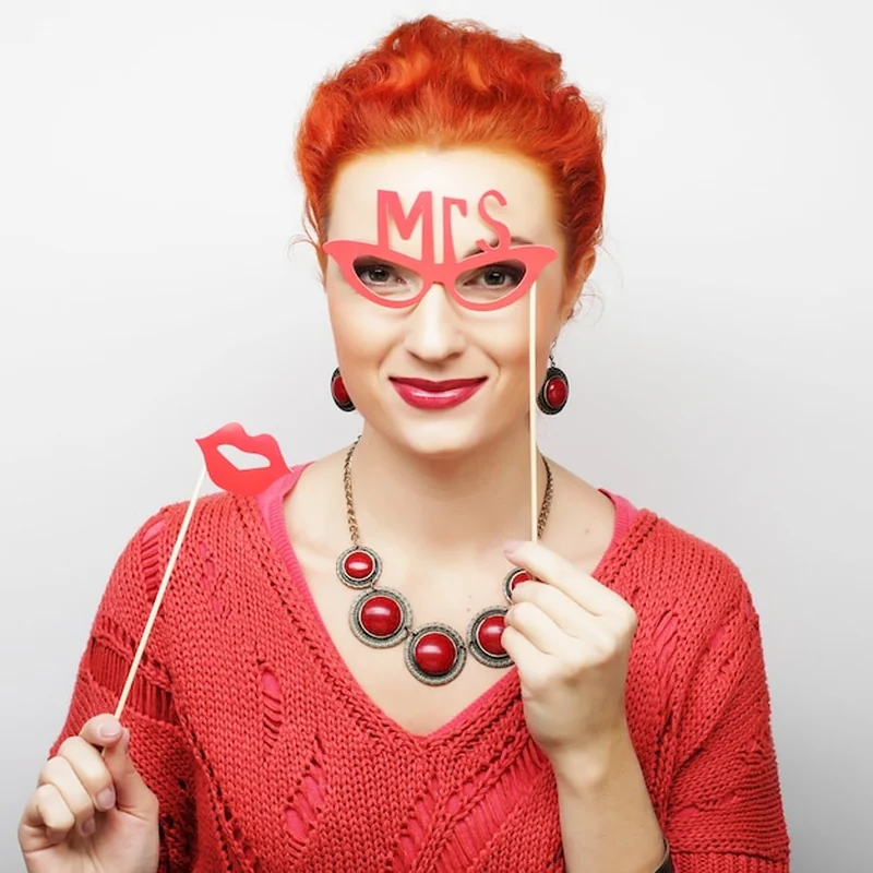 Fotobudka czy warto wynająć na wesele? Sprawdź opinie