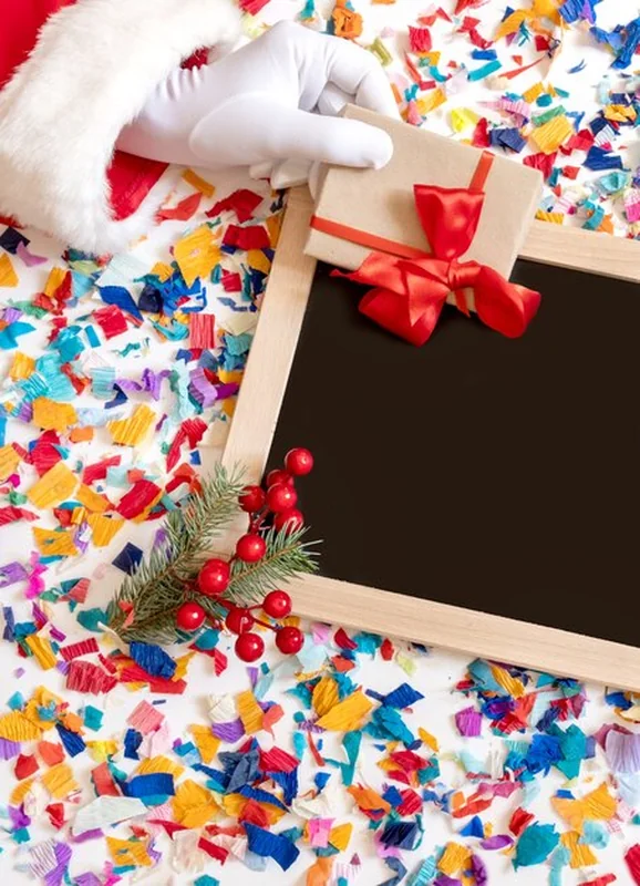 Mikołaj w fotobudce świątecznej