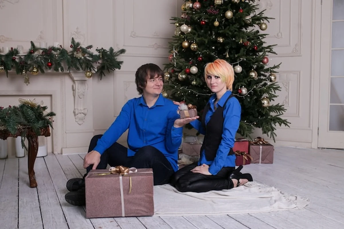 Para w domu w okresie świątecznym