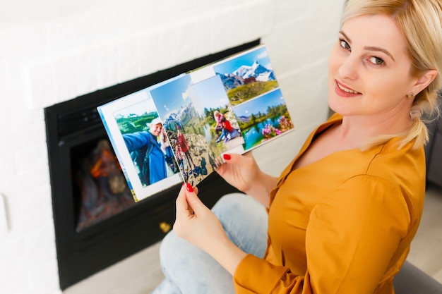 Czy fotolustro drukuje zdjęcia? Porównanie z fotobudką