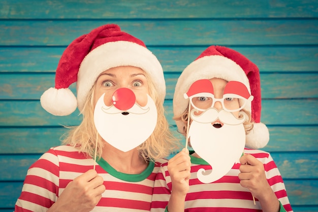 Mikołajkowa fotobudka w szkole podstawowej – pomysły na mikołajki